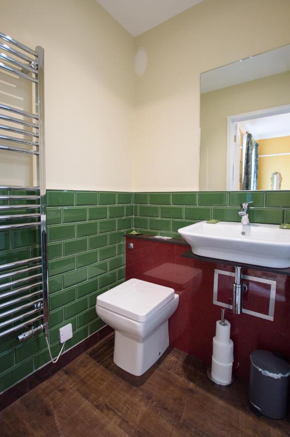 The Portland Guesthouse Cheltenham Extérieur photo