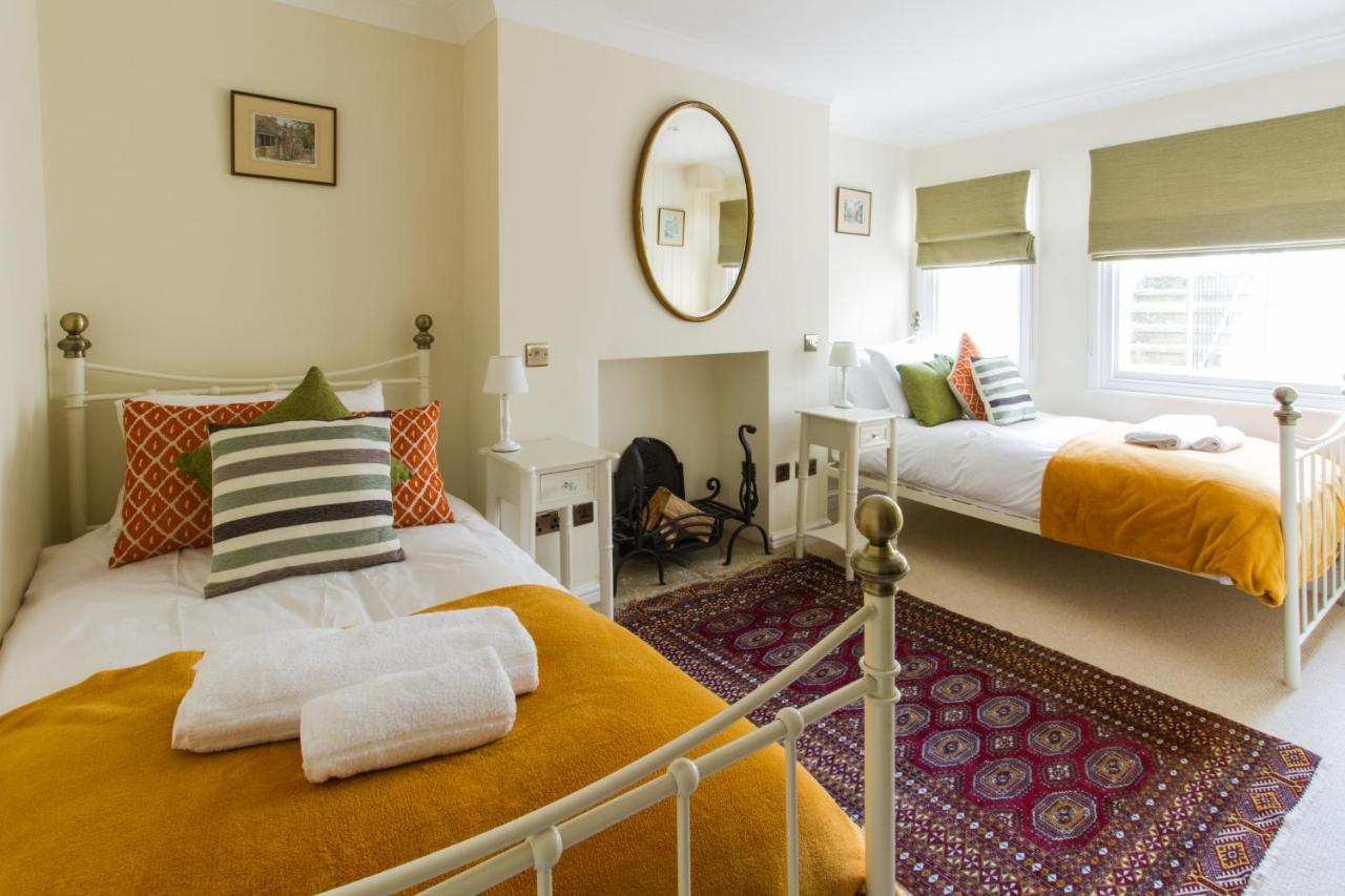The Portland Guesthouse Cheltenham Extérieur photo