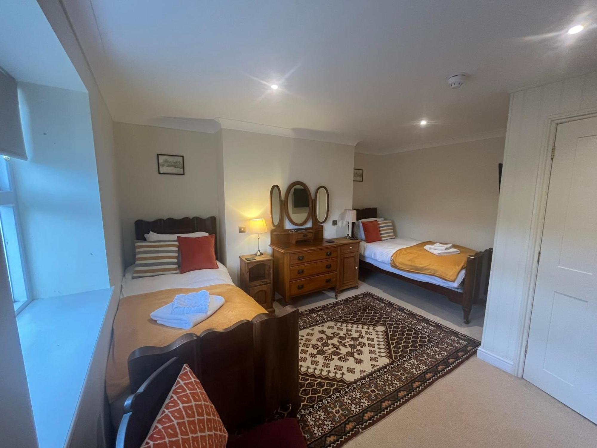 The Portland Guesthouse Cheltenham Extérieur photo